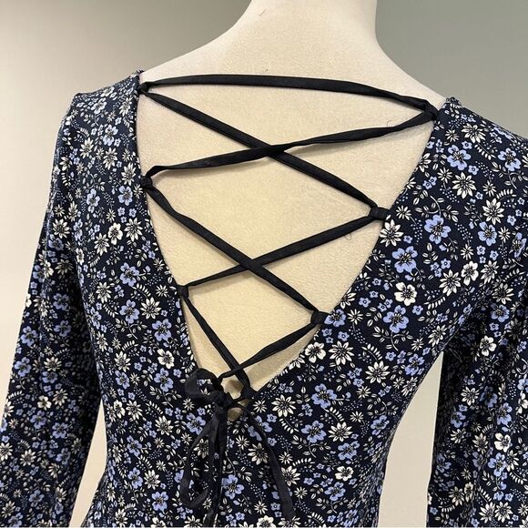 Aeropostale Floral Long Sleeve mini v-neck Dress with lace up back size medium - Picture 8 of 13